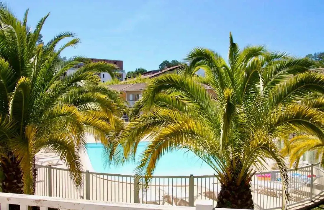 Duplex Residence Avec Piscine Sur Anglet France