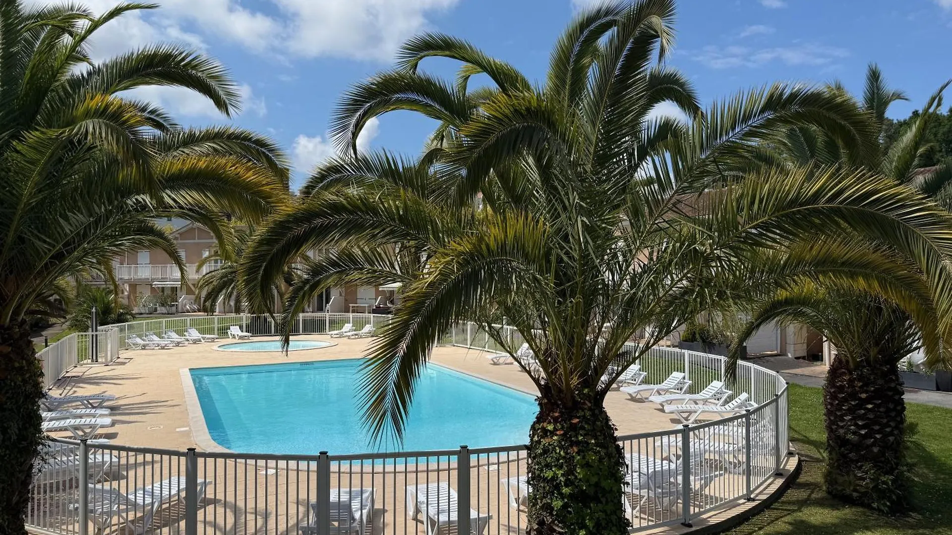 Duplex Residence Avec Piscine Sur Anglet 0*,  France